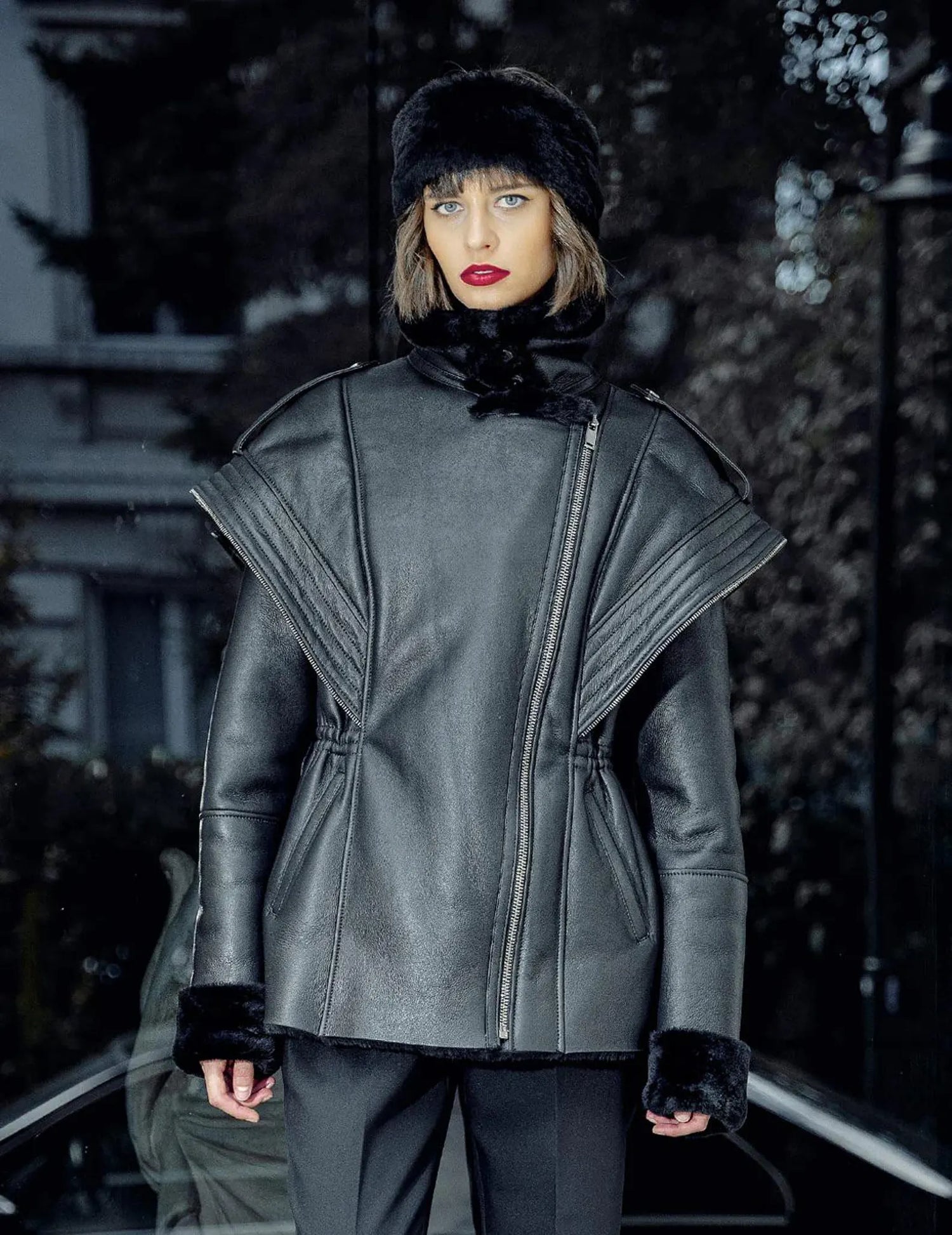 Luxury Fitted Lambskin Shearling Leather Jacket – Limited Edition