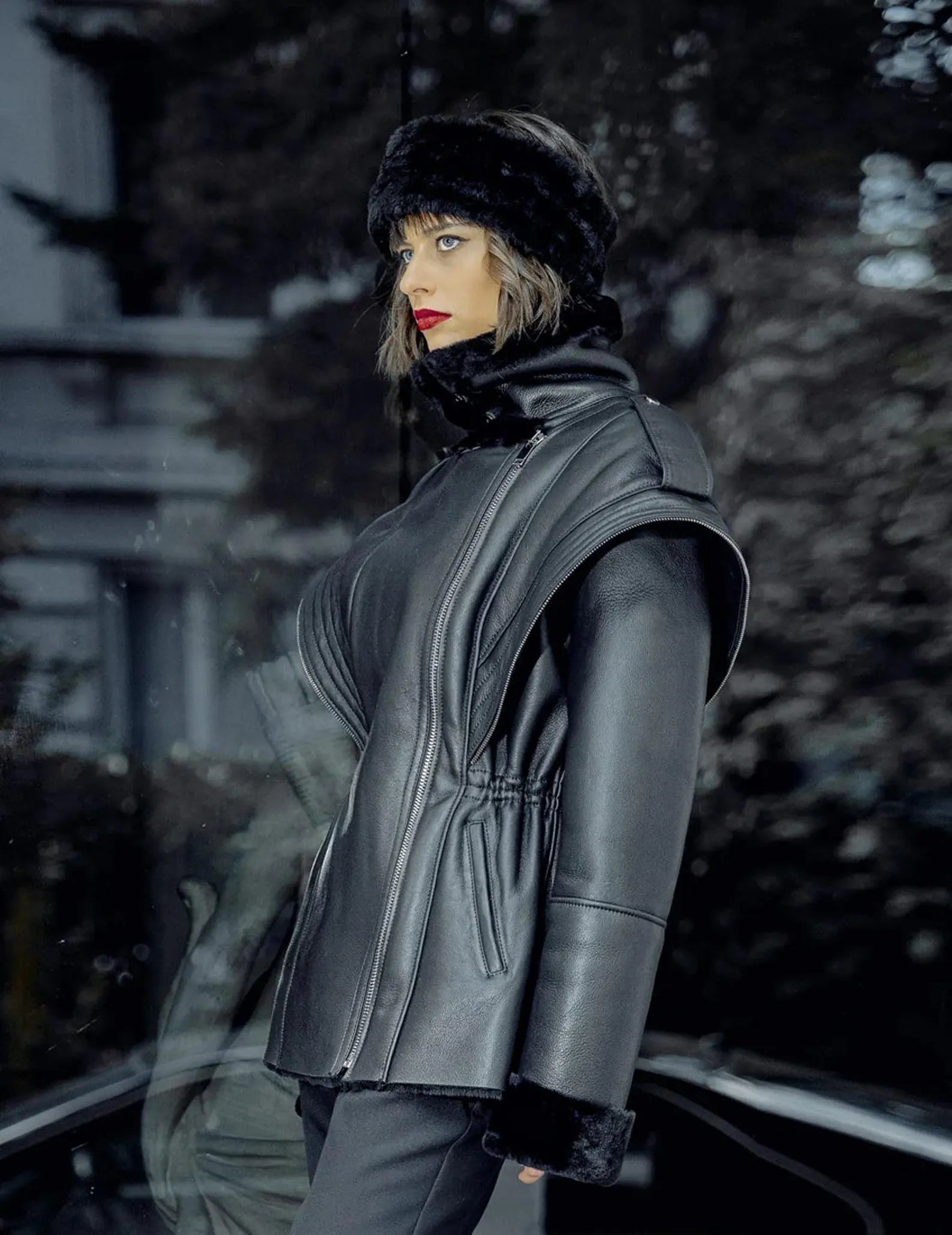 Luxury Fitted Lambskin Shearling Leather Jacket – Limited Edition